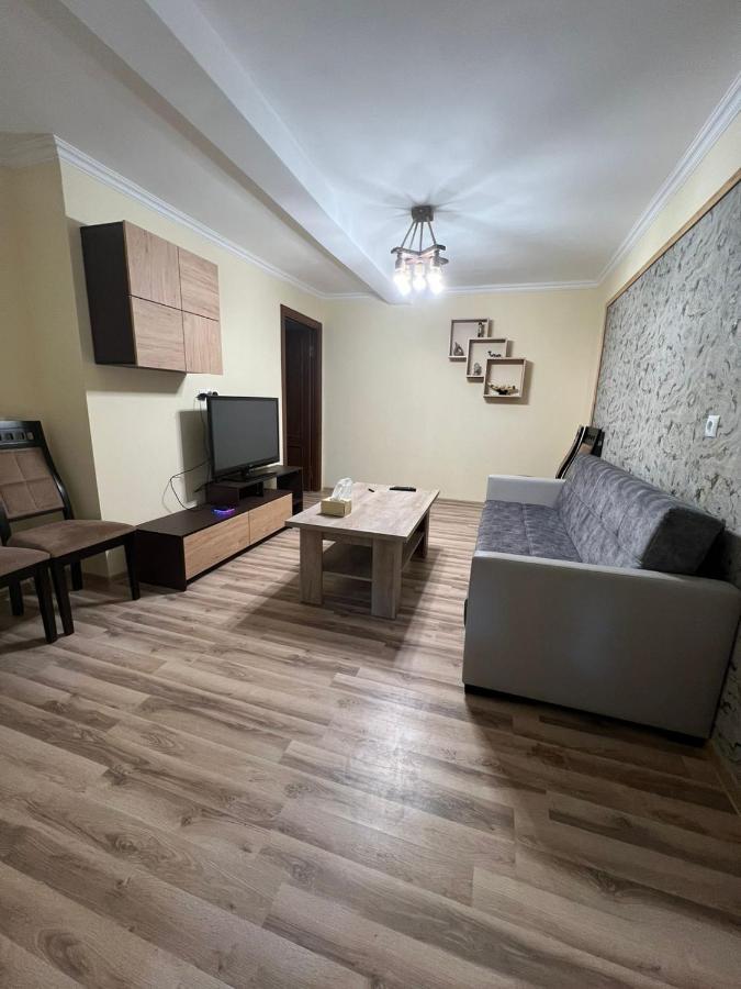 יירבאן Holidays House מראה חיצוני תמונה